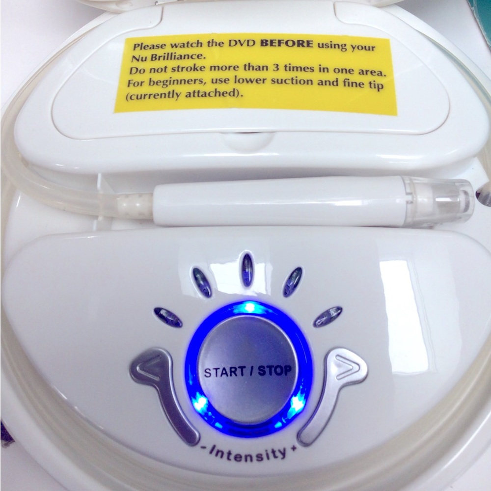 Micro dermabrasion machine Nu brilliance at Home